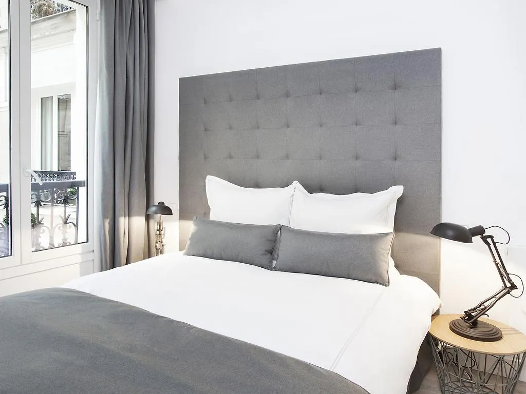 Livinparis - Luxury 3 Bedrooms Le Marais I